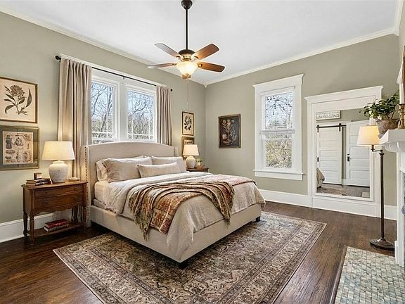 4th image of 1121 Ursuline Ave
