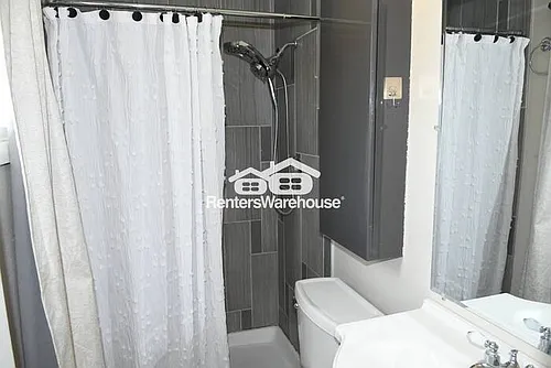 1550 W Pershing Ave Photo 1 1550 W Pershing Ave Photo 1