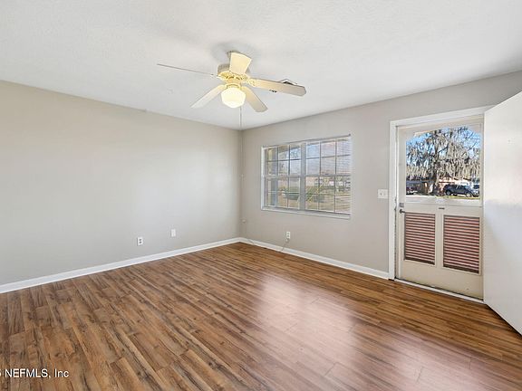 5th image of 5904 SUMNER Court