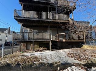 40 Clay St #4, New Philadelphia, PA 17959