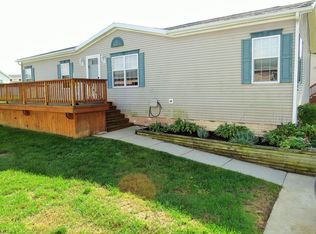 4660 Norfolk Dr, Northville, MI 48167