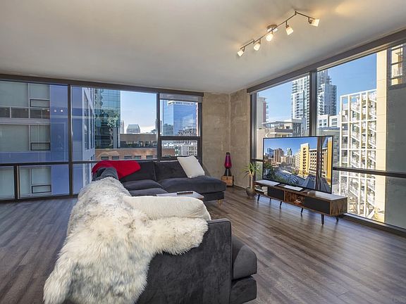 4th image of 350 11th Ave Unit 630