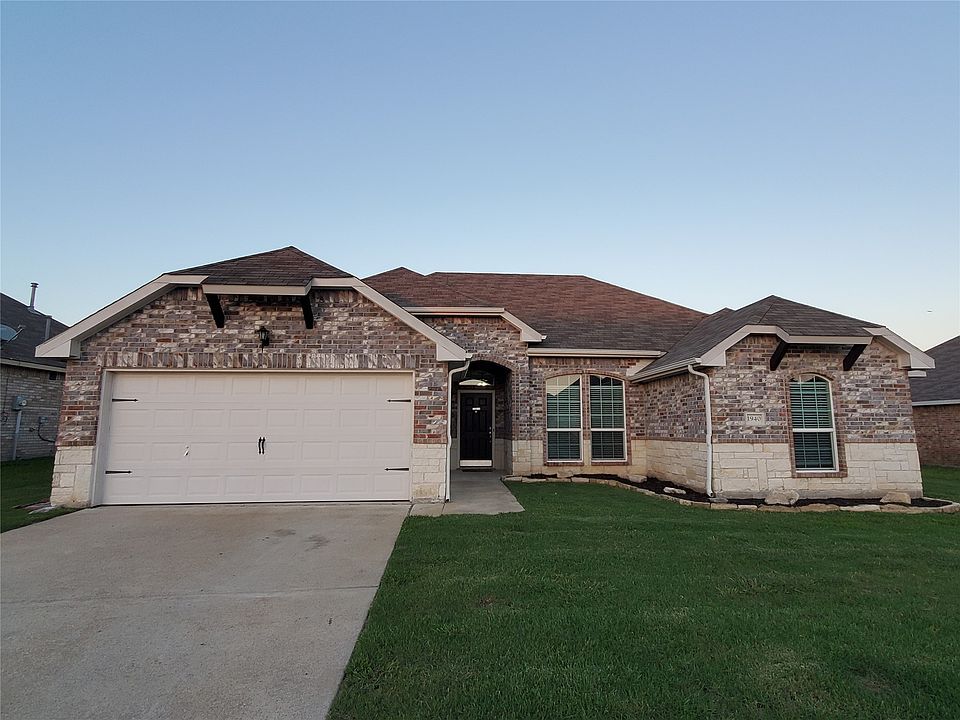 1st image of 1940 Ridgecrest Dr
