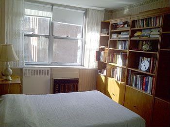 2nd image of 32 Gramercy Park S APT 4F