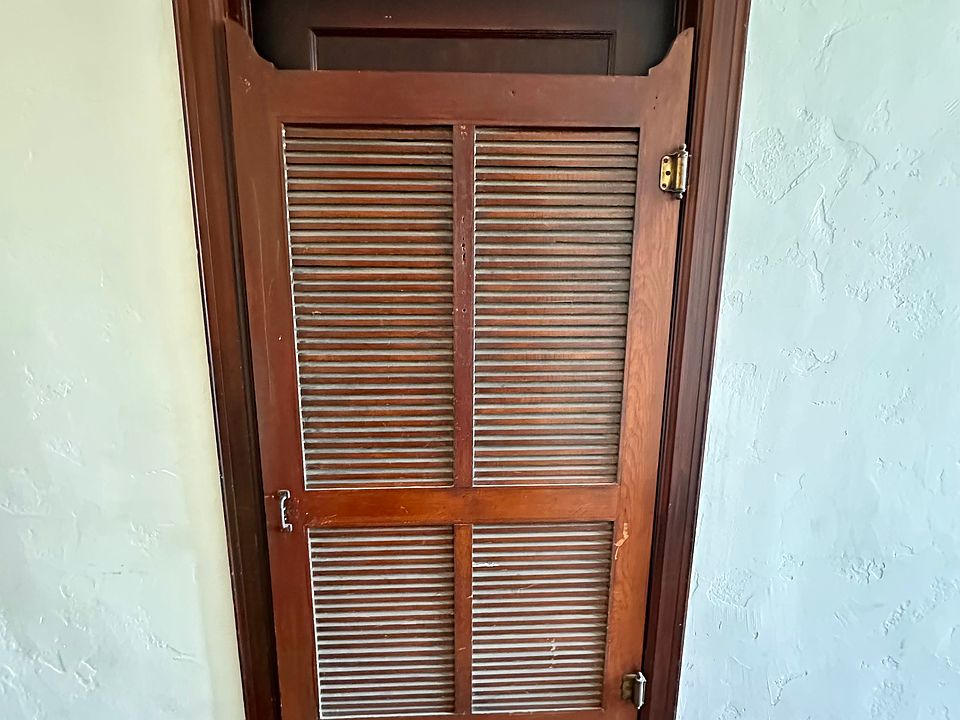Front of unit