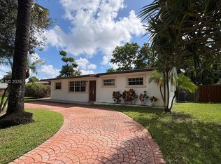 251 N 68th Ter, Hollywood, FL 33024