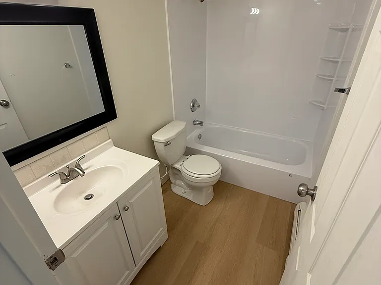 3984 Ridge Lea Rd #B — Photo 10