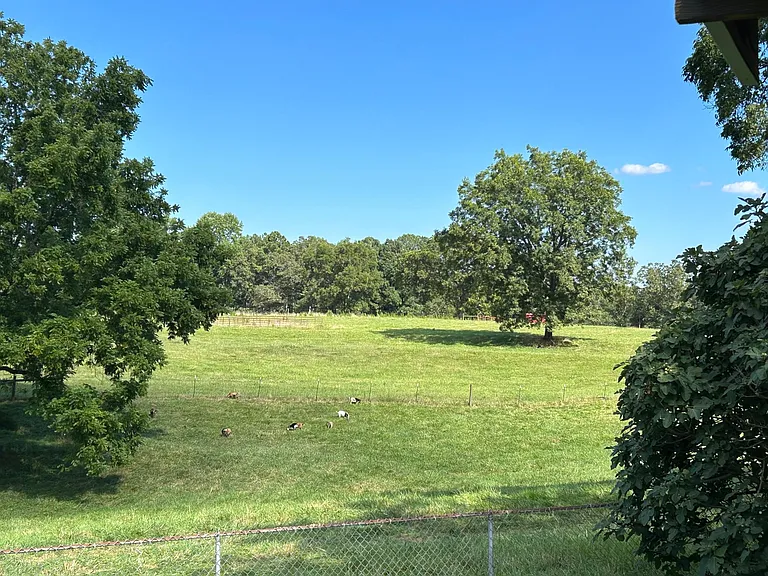 588B Oak Grove Rd — Photo 43