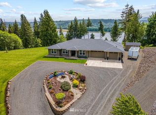 535 E McAdams Rd, Longview, WA 98632