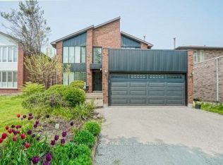 18 Brookshire Cir, Markham, ON L3T 7A9