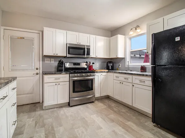 511 Wood St, Hart, MI 49420