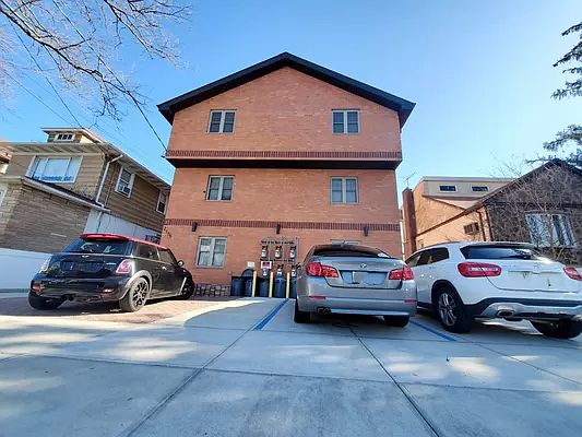 1st image of 2115 Kimball St #1R