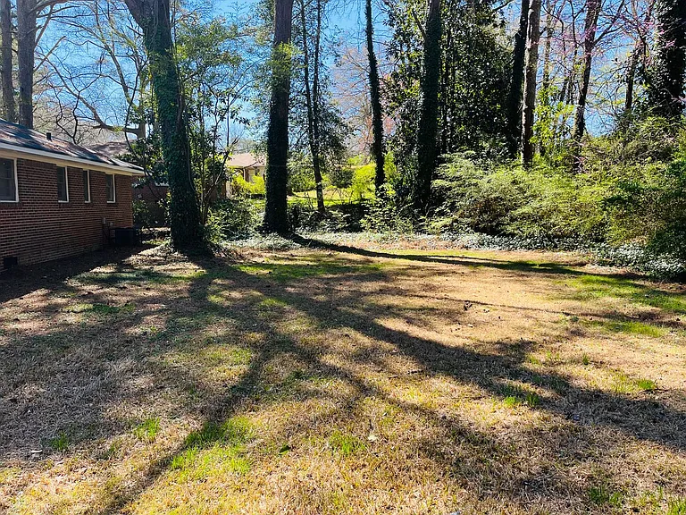 2673 Fairlane Dr SE — Photo 25