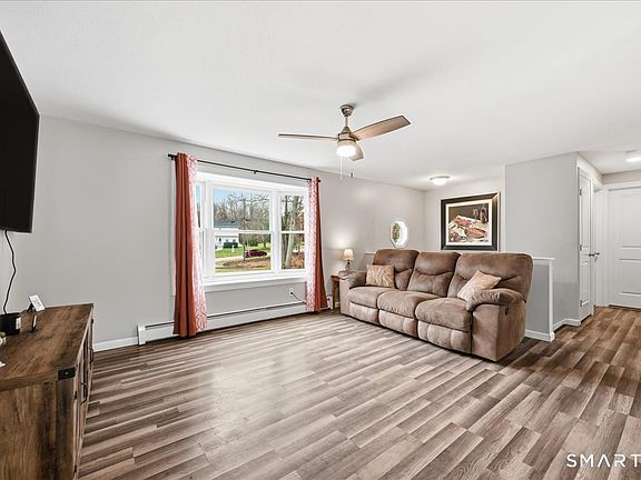 3rd image of 291 Dow Road