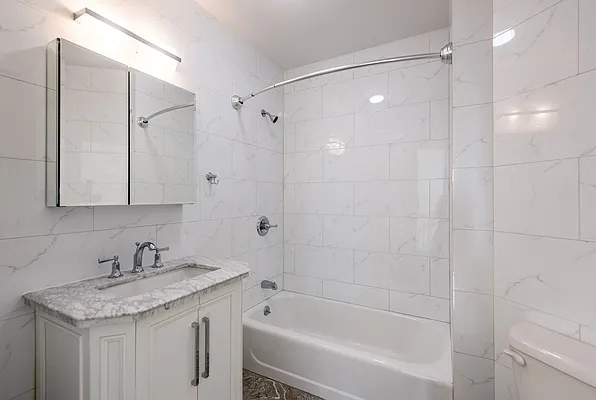 Rented by Nooklyn NYC LLC | media 14