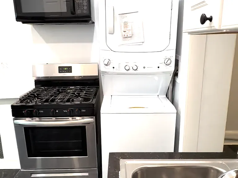 828 Corinthian Ave #1 — Photo 26