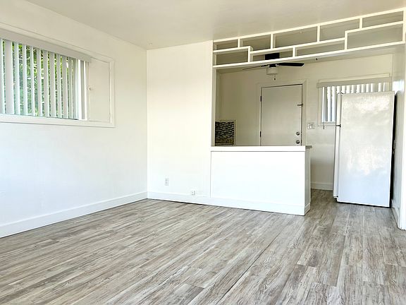 5th image of 2741 Brooks Ave NE #2