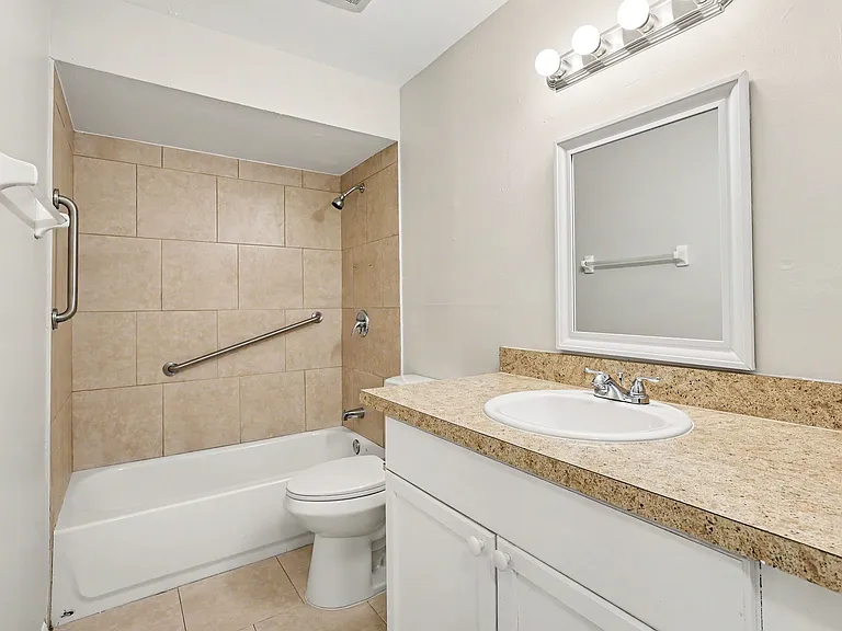 1580 South St — Photo 12