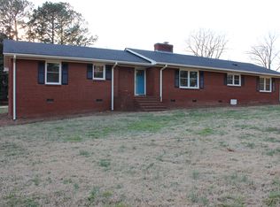 301 Rotary Dr, Zebulon, NC 27597