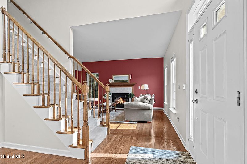 4th image of 74 Morningstar Lane