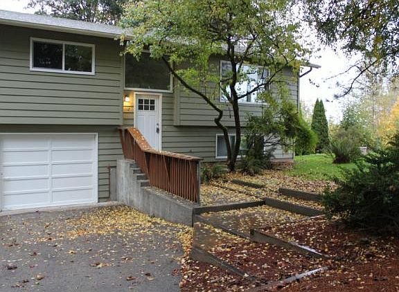 2nd image of 112 Pleasant Hill Ln