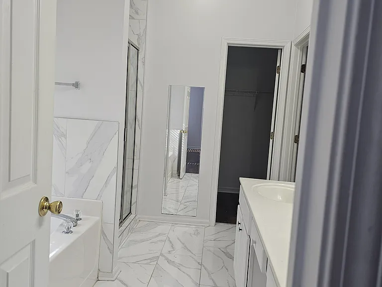 340 Circle Rd — Photo 10