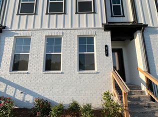 87 Constitution Ave, Pendergrass, GA 30567