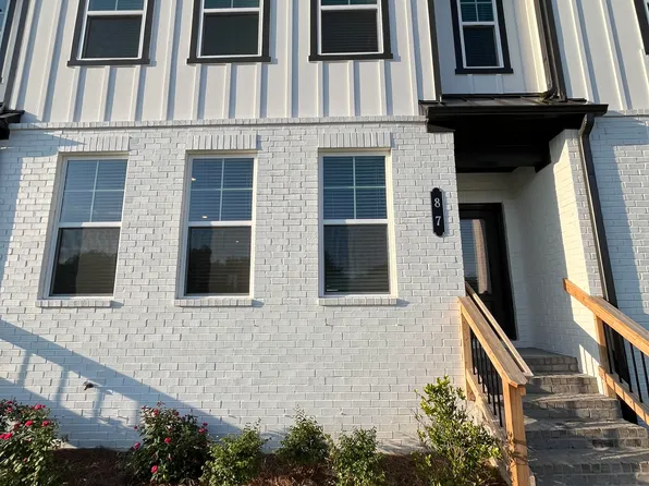 87 Constitution Ave, Pendergrass, GA 30567