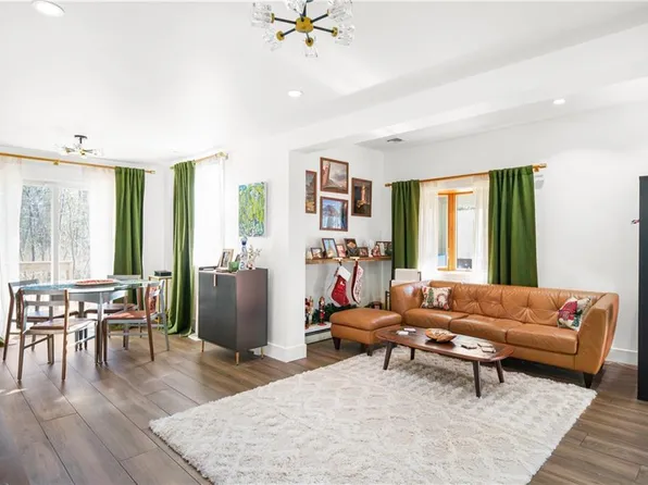 393 Saint Andrews Rd, Staten Island, NY 10306