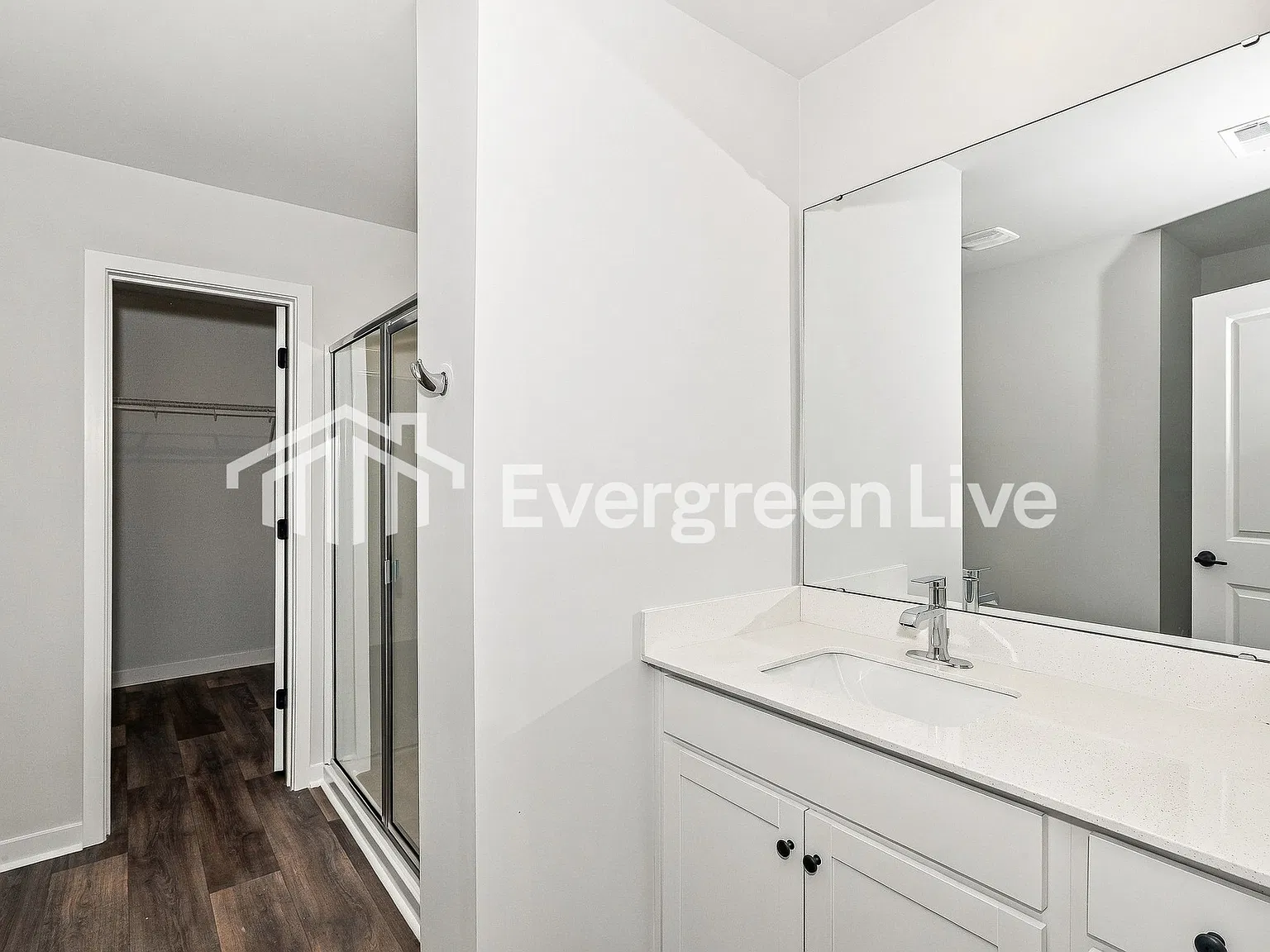 4 bed, 2.0 bath, 1667 sqft, $1,755 — Photo 4