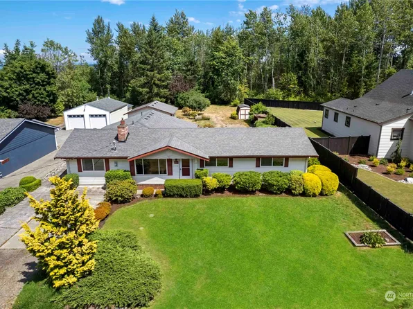 1015 122nd Avenue E, Edgewood, WA 98372