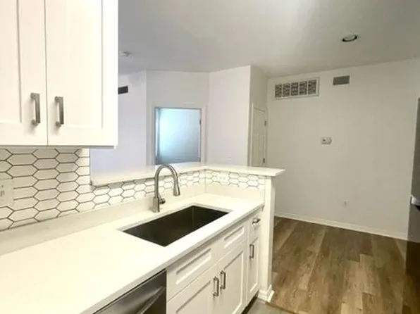 1910 E Palm Ave, Tampa, FL