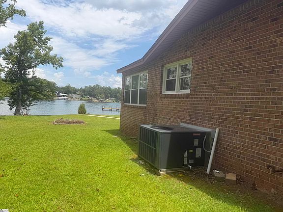 4th image of 775 Pineland Shores Cir