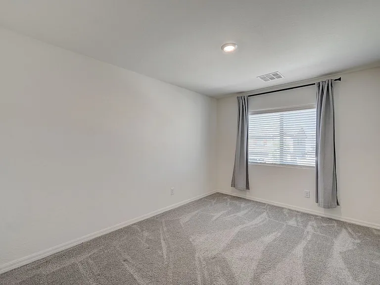 4116 Gold Desert St — Photo 41