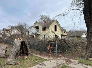 300 E Broadway Ave, Augusta, KS 67010
