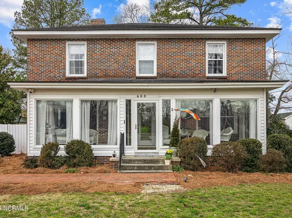 608 College Street, Vanceboro, NC 28586
