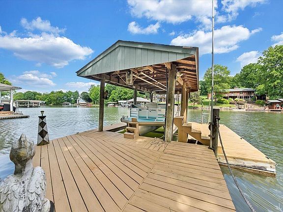 4th image of 3021 Timberwood Ln