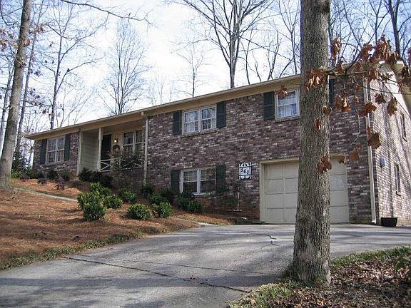 2nd image of 560 Debra Dr