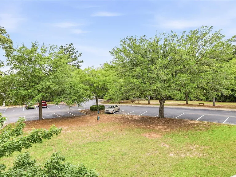 2801 Chancellorsville Dr #718 — Photo 37