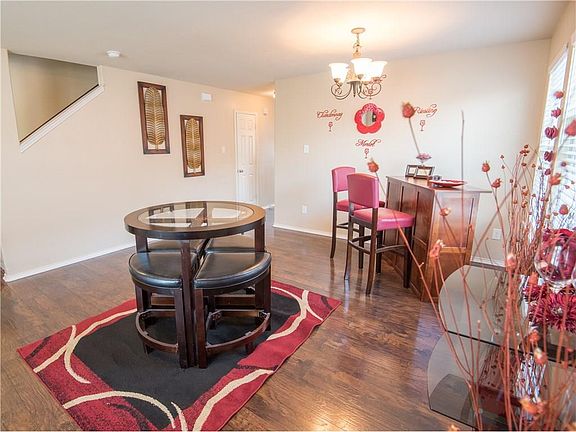 3rd image of 5821 Fantail Dr