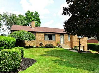 6729 Ridgevue Dr, Pittsburgh, PA 15236