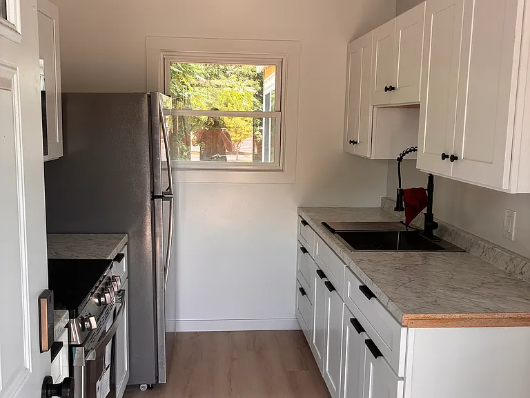 128 W Center St #3 — Photo 1