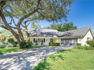 15 Morning Glory Ct, Homosassa, FL 34446