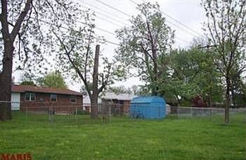 2nd image of 475 Falcon Dr