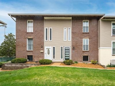 134 Carmel Woods Dr, Ballwin, MO, 63021
