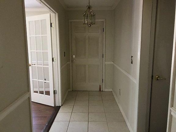 Entryway Before