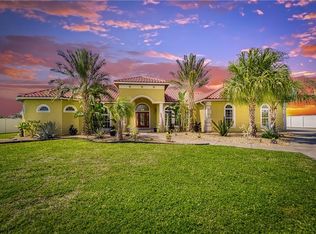 2407 Crestview Rd, Wimauma, FL 33598