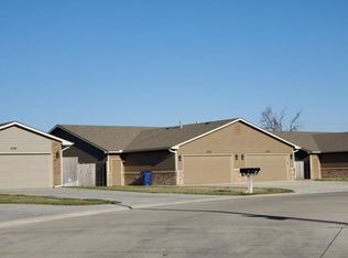 8792 E Chris Ct, Bel Aire, KS 67226
