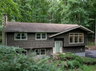 272 Turkey Hill Rd, Bloomsbury, NJ 08804