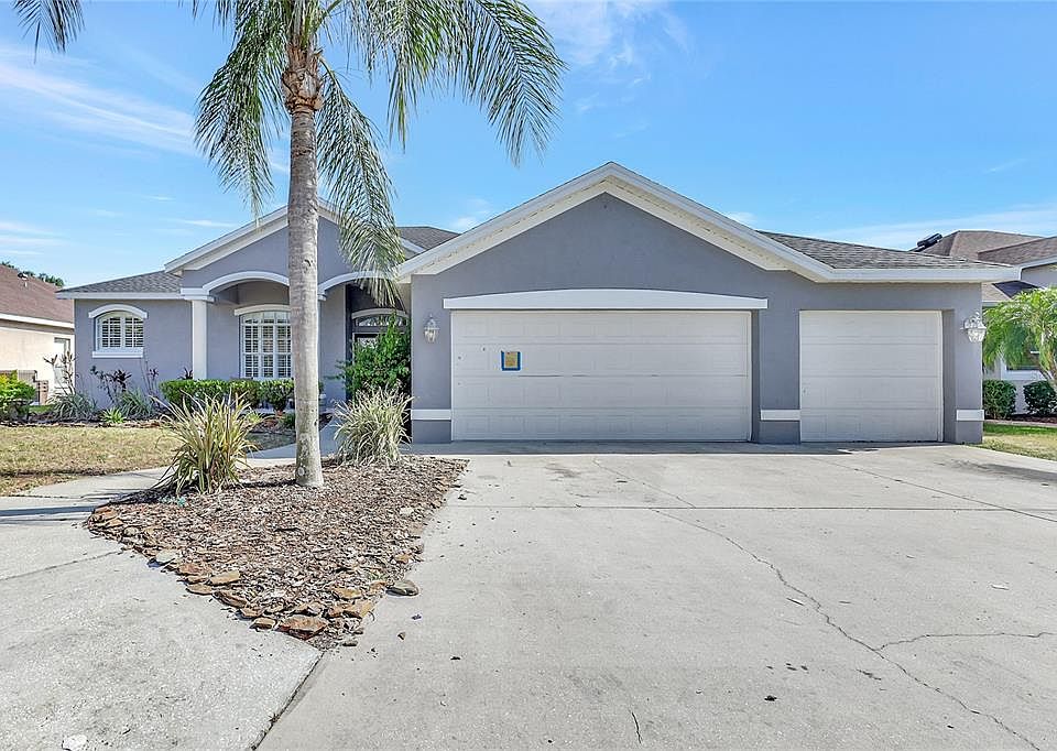 1st image of 2863 Duncan Tree Cir